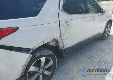 2019 Chevrolet Traverse 3Lt из США, поврежденный, VIN 1GNERHKW9KJ172656